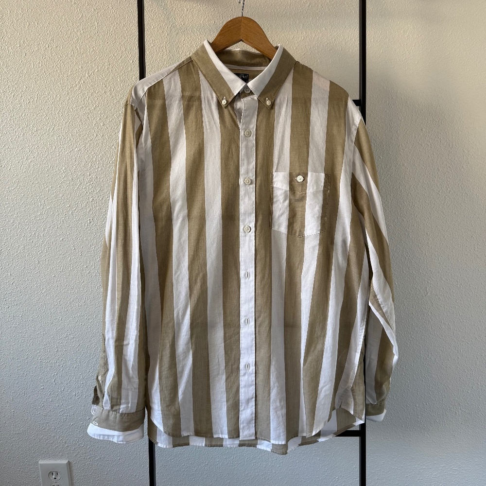 Slim Fit Lightweight Bold Stripe Button Down Shirt
